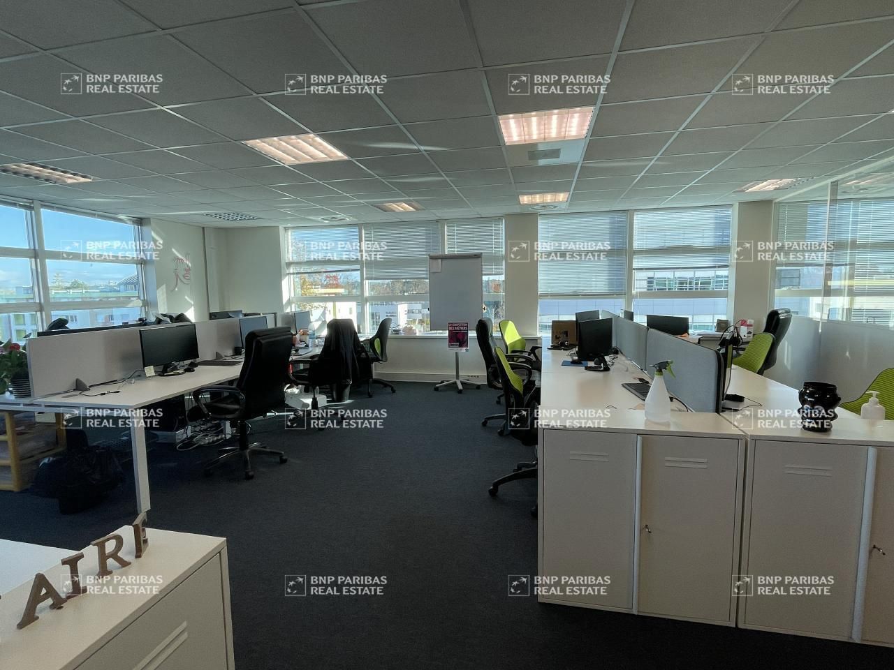 948 m² pour ce bureaux en location à Rennes