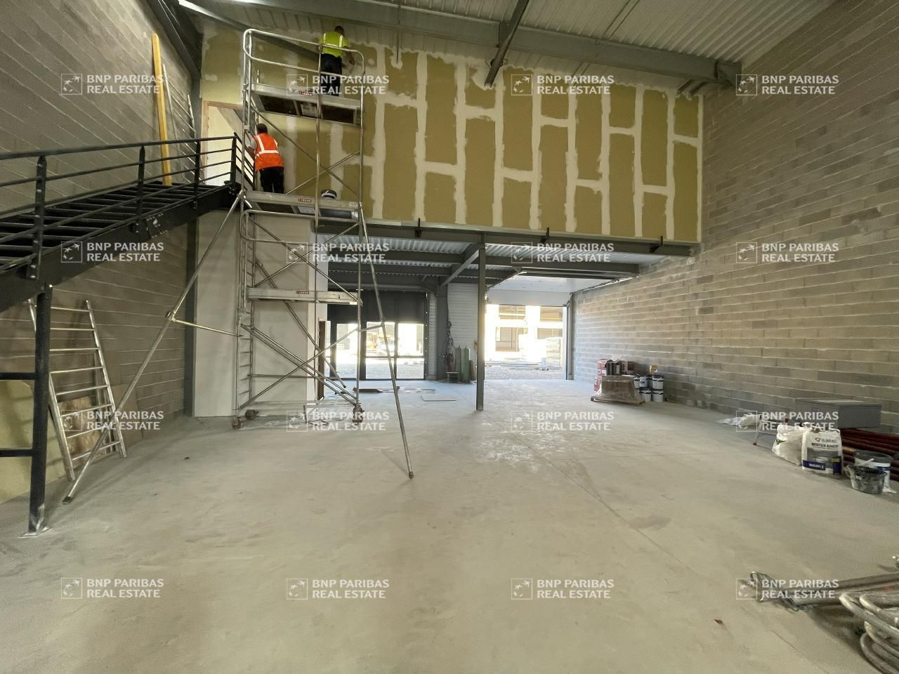 6499 m² pour ce activité en location à La seyne-sur-mer