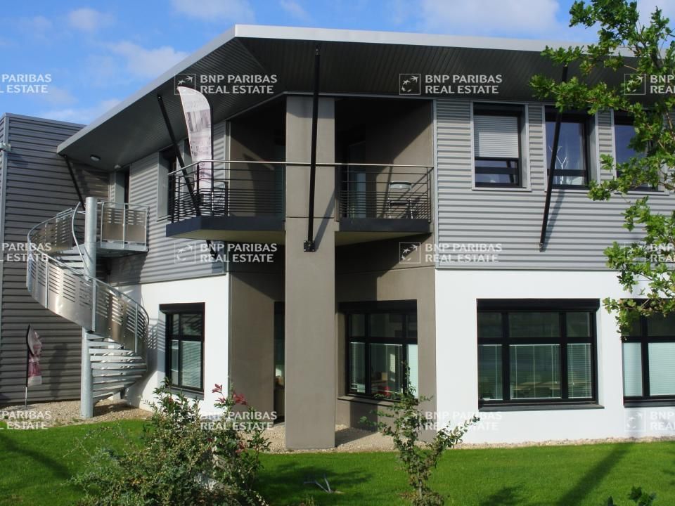 Vente Activité 1535.58 m² non divisibles 69800 Saint-priest