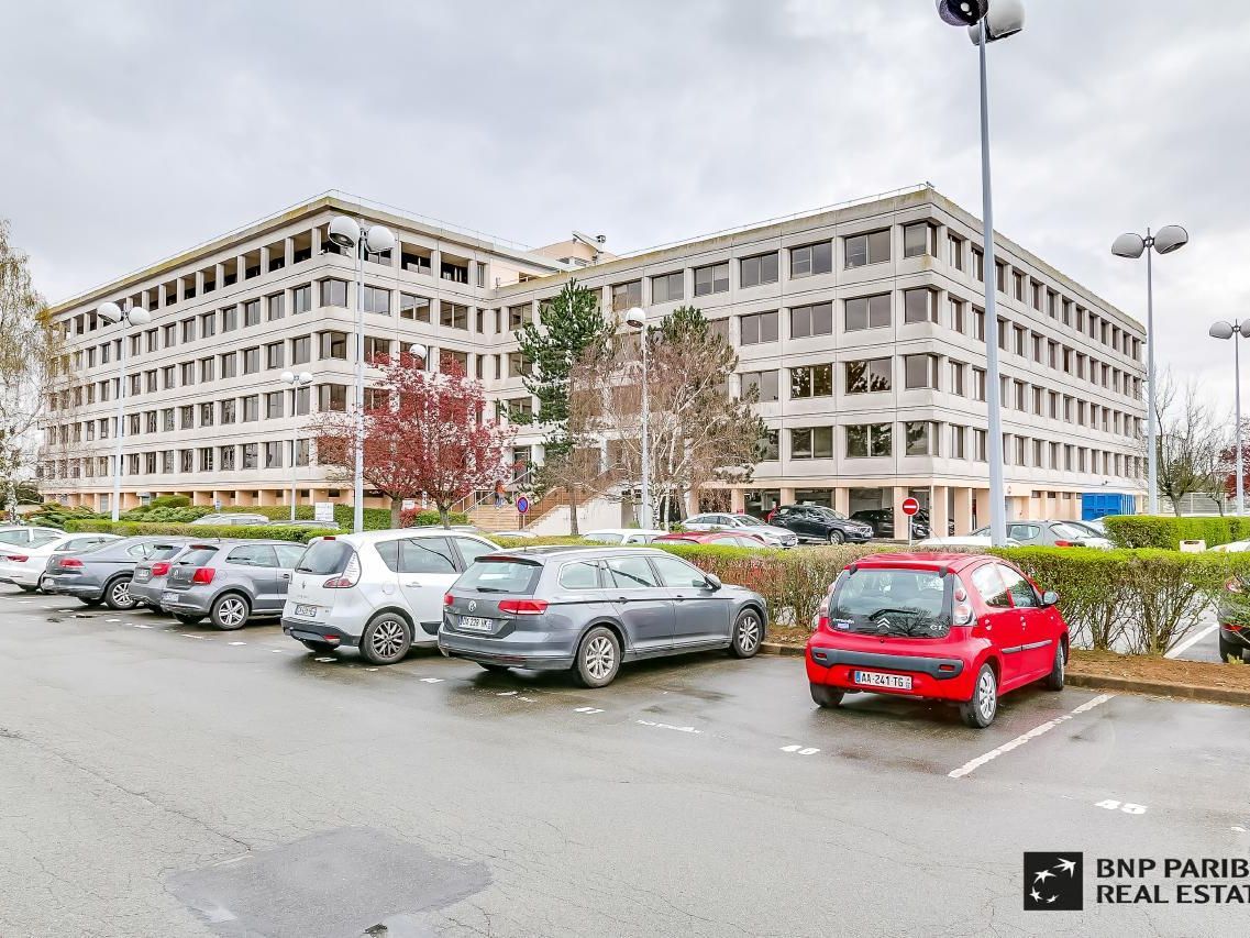 Location Bureaux 8408 m² divisibles 94526 Rungis
