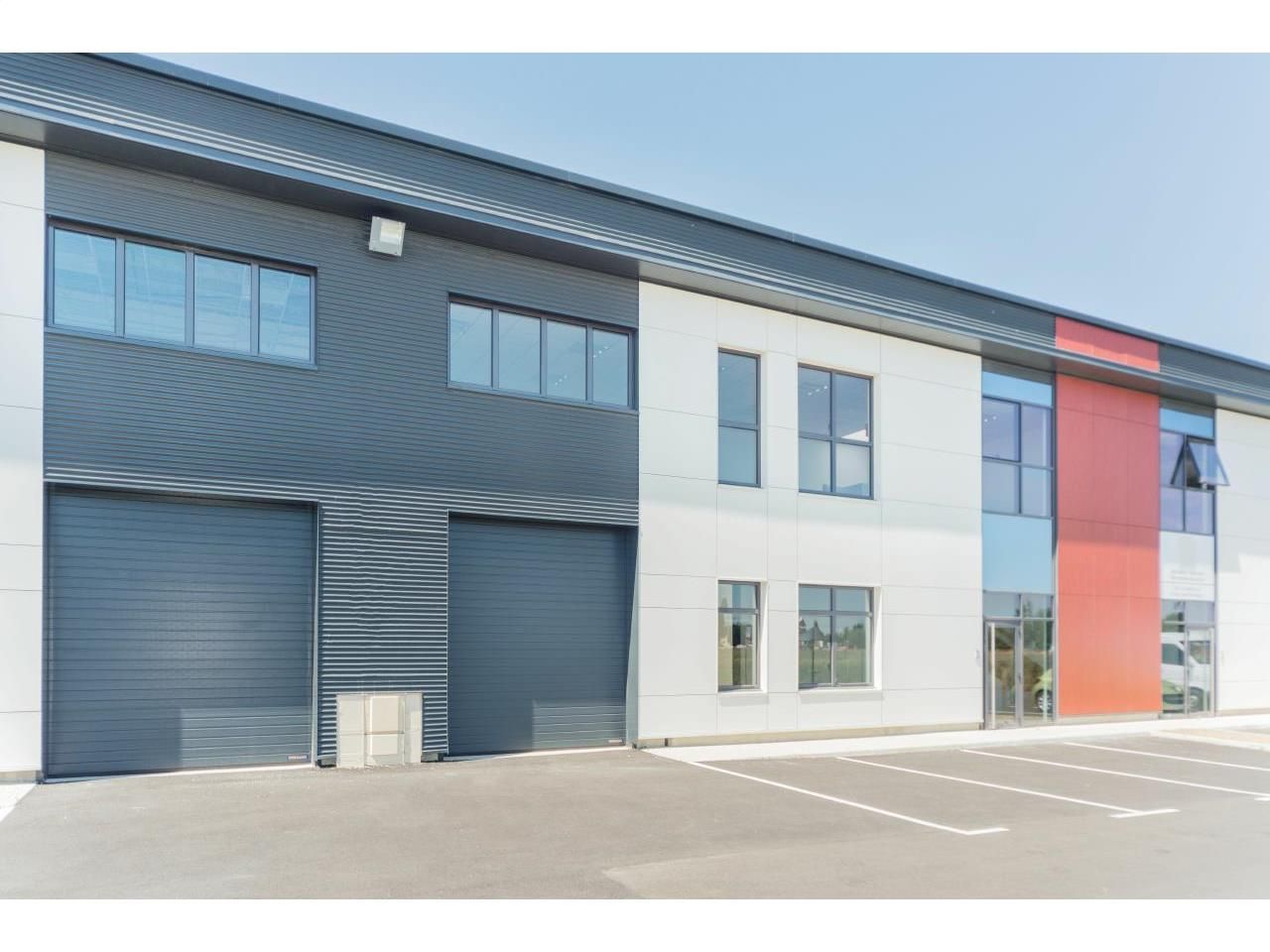 1632 m² pour ce pme-pmi en vente à Lieusaint