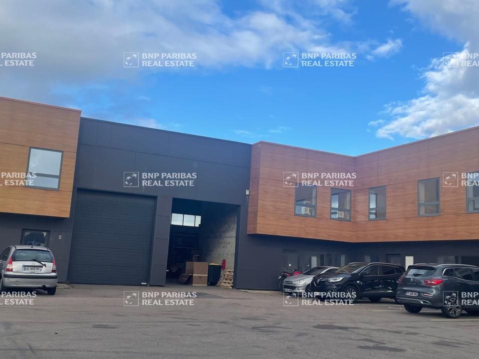 Location Activité 688 m² non divisibles 78410 Aubergenville