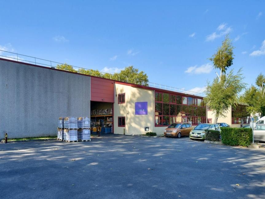 Location Activité 380 m² non divisibles 91070 Bondoufle