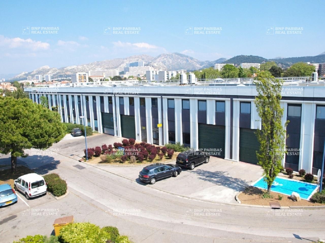 572 m² pour ce activité en location à Marseille