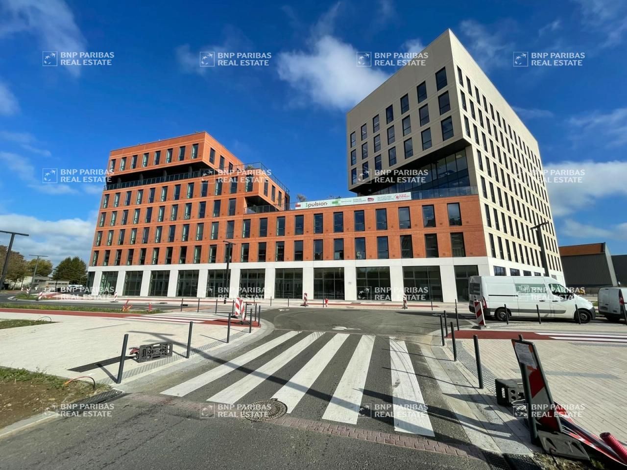 1011.9 m² pour ce bureaux en location à Toulouse