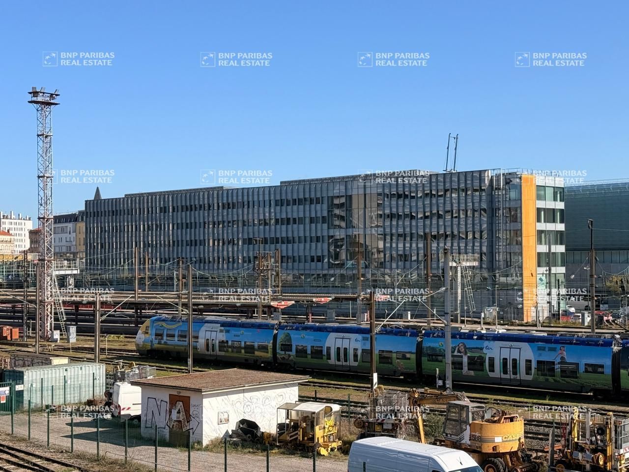 596 m² pour ce bureaux en location à Nancy