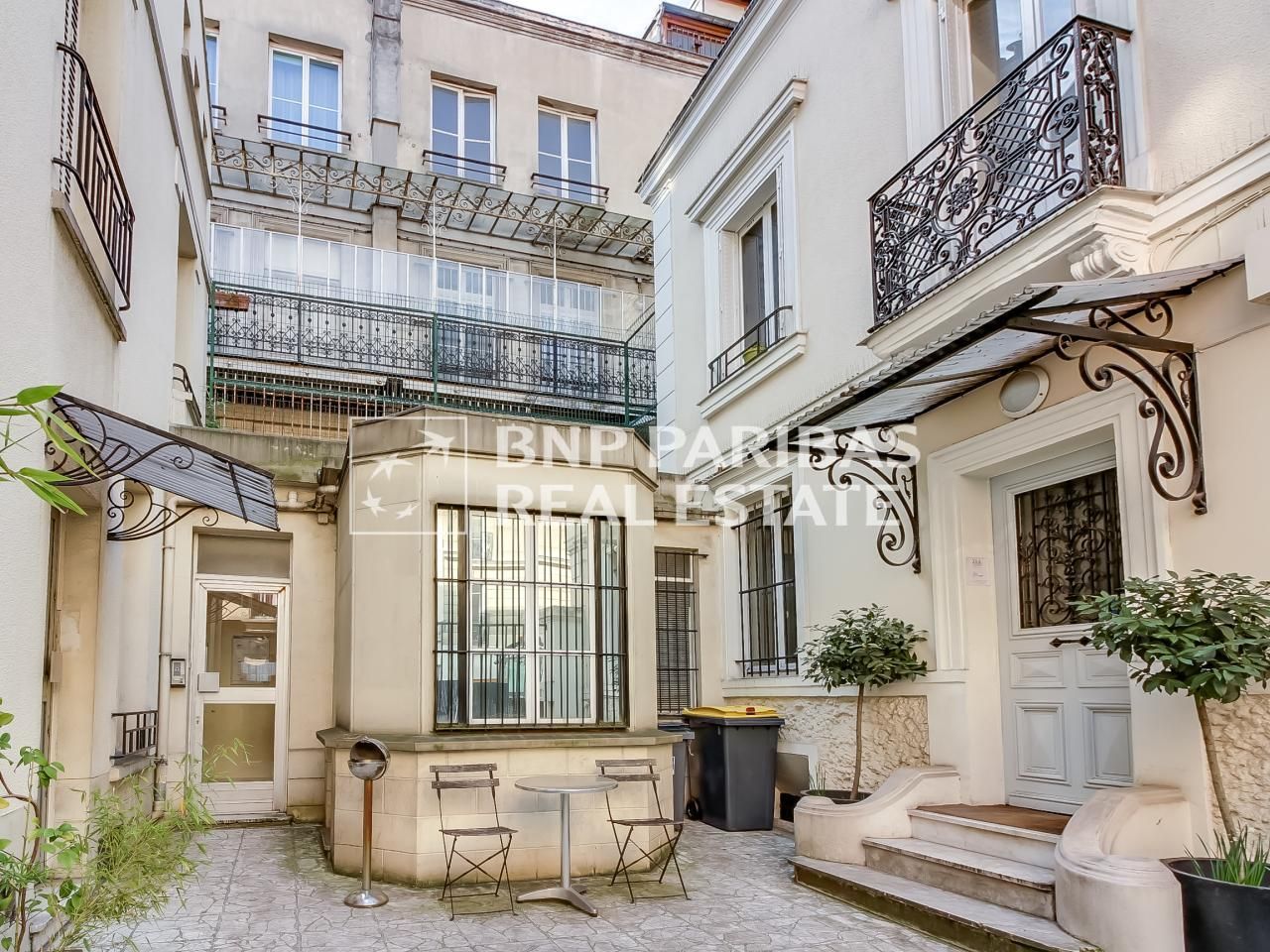 Location Bureaux 240 m² non divisibles 92110 Clichy