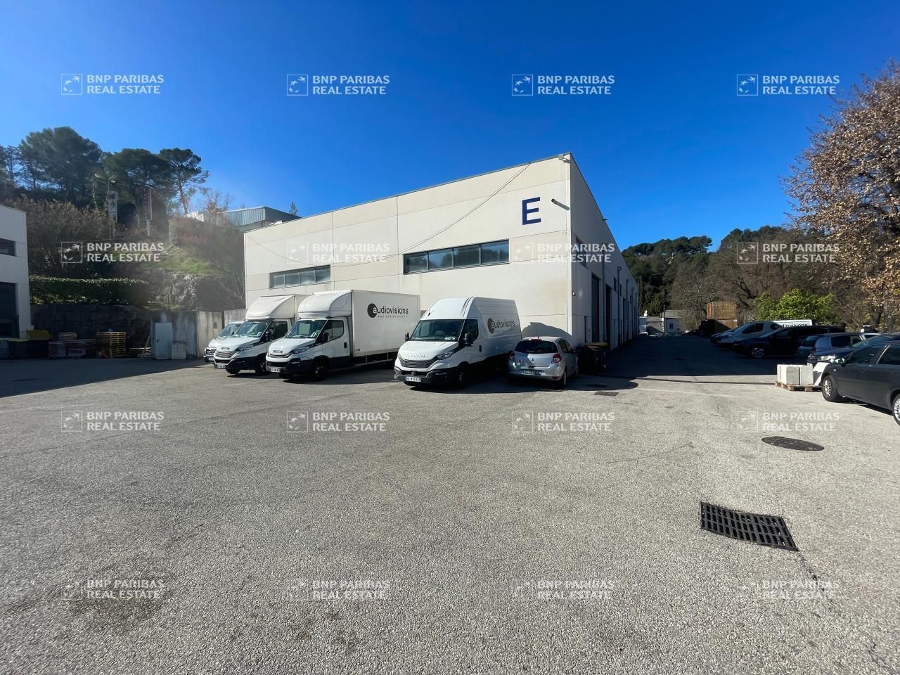 Location Activité 630 m² divisibles 06370 Mouans-sartoux