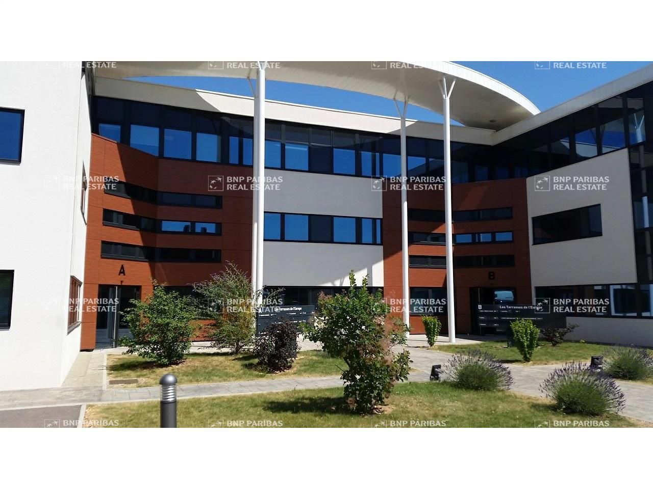 156.4 m² pour ce bureaux en location à Dijon