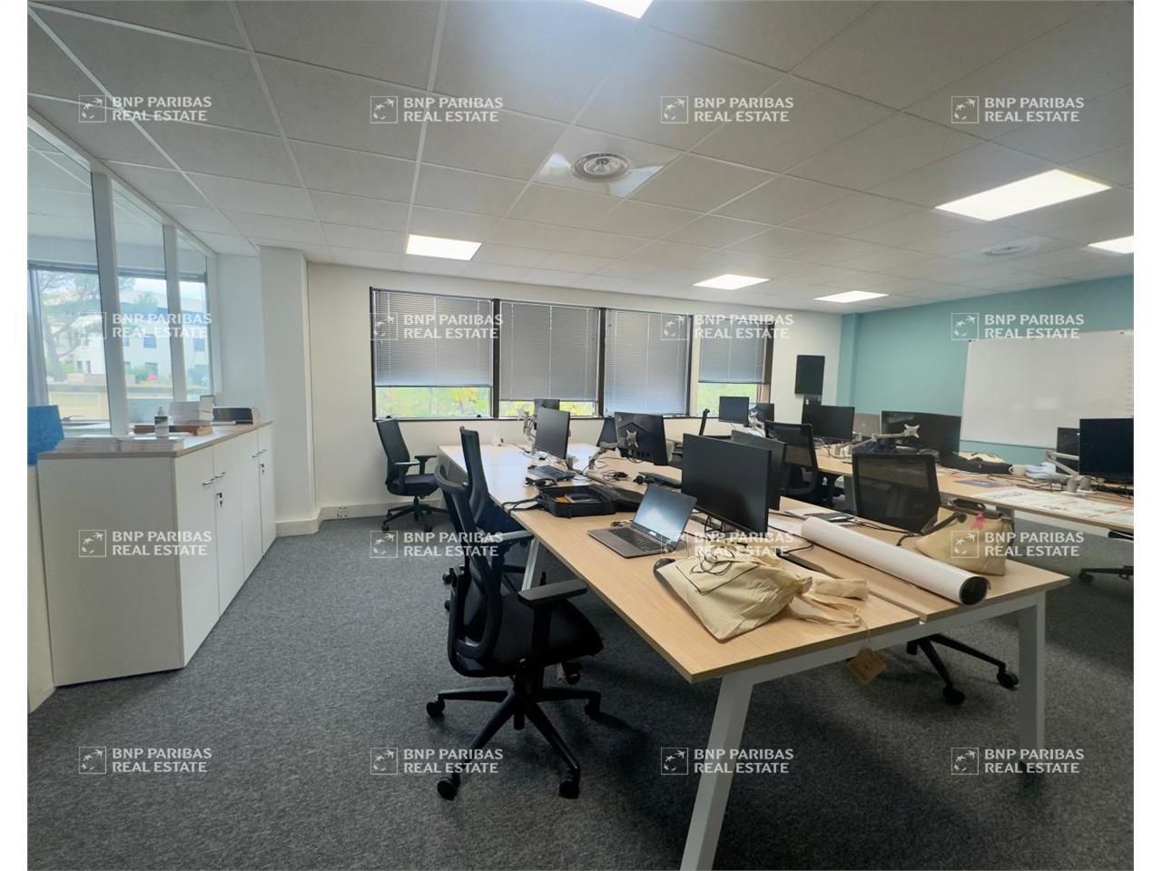 117 m² pour ce bureaux en location à Aix-en-provence