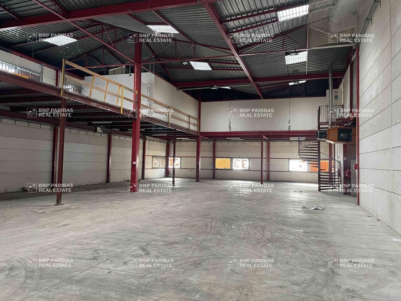 756.25 m² pour ce activité en location à Marseille