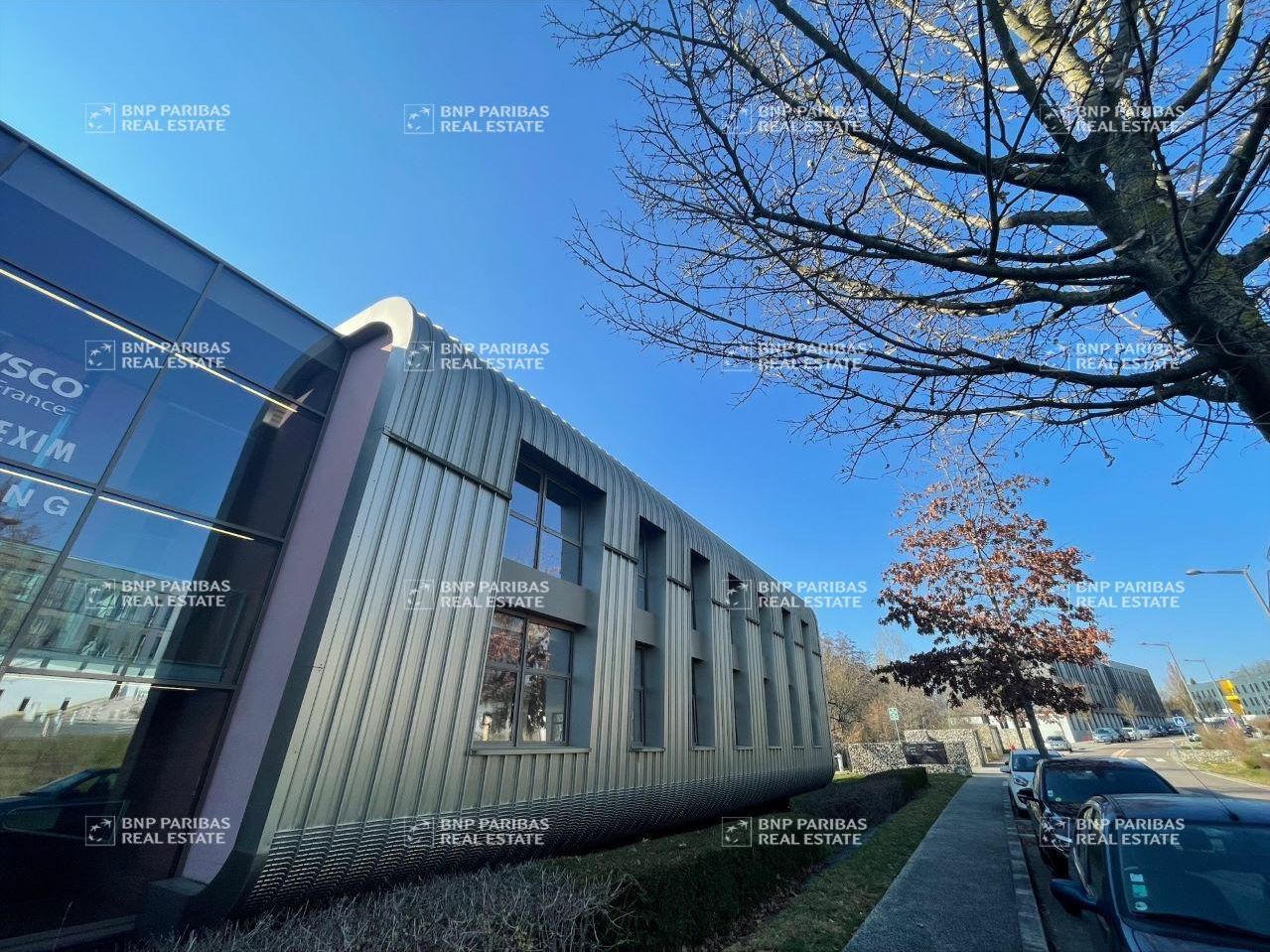 1501 m² pour ce bureaux en location à Limonest