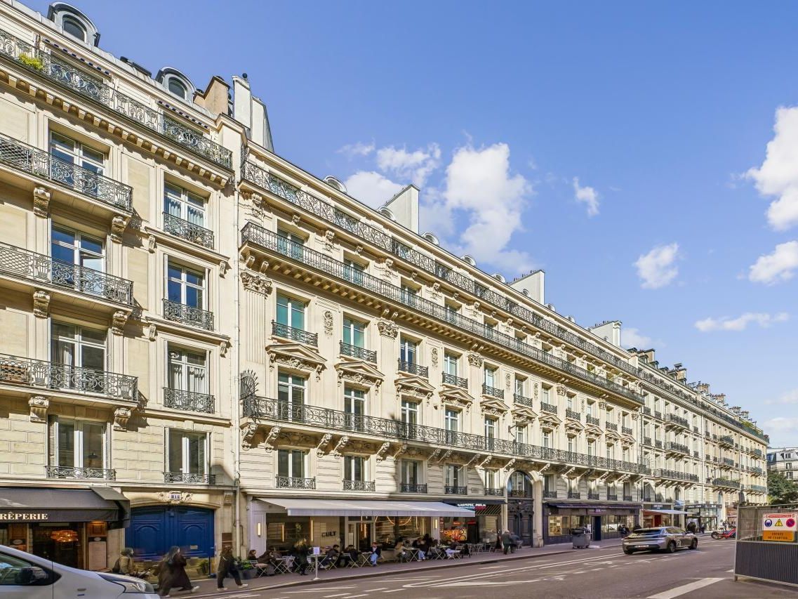 1168 m² pour ce bureaux en location à Paris