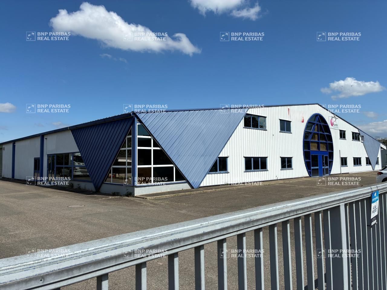 5500 m² pour cetentrepôts classe c en location à Ostwald