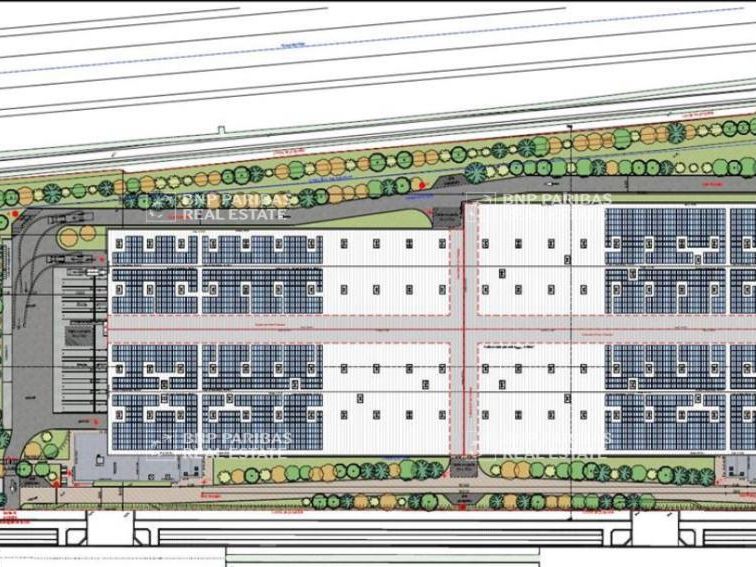24352 m² pour cetentrepôts classe a en location à Appoigny