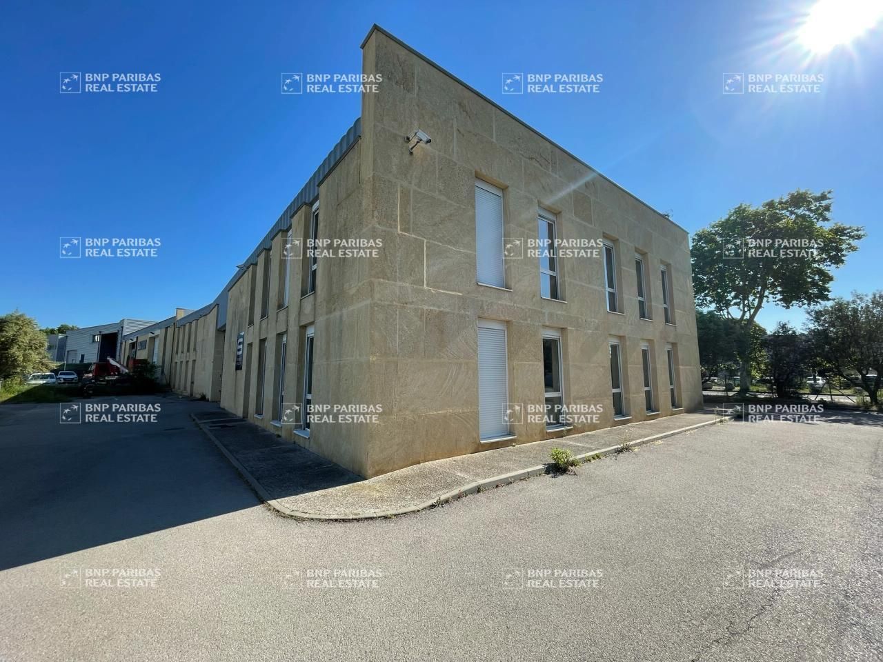 714.05 m² pour ce mixtes en vente à Montpellier