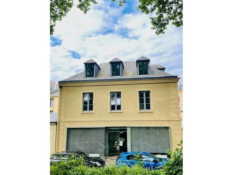 Location Bureaux 384 m² non divisibles 78000 Versailles