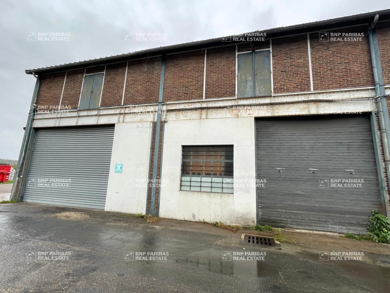 1000 m² pour ce activité en location à Bonnières-sur-seine