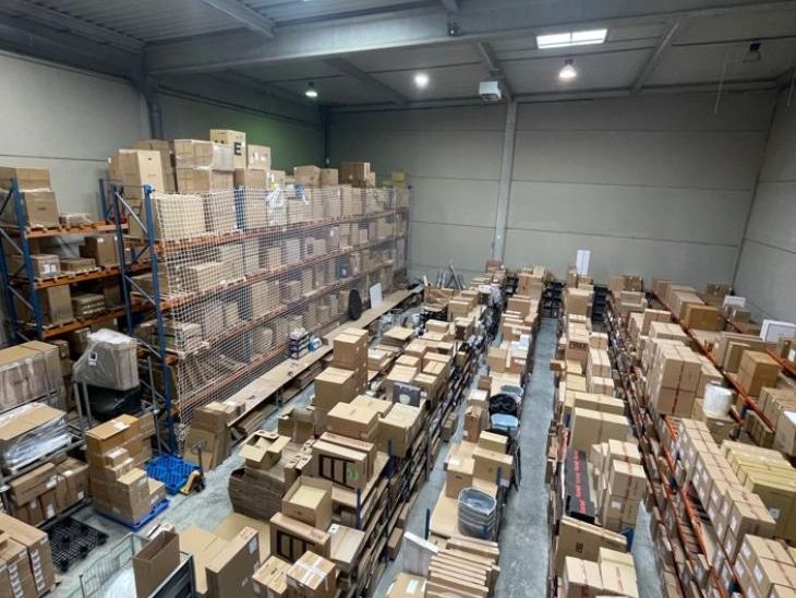 Location PME-PMI 1060 m² non divisibles 93240 Stains