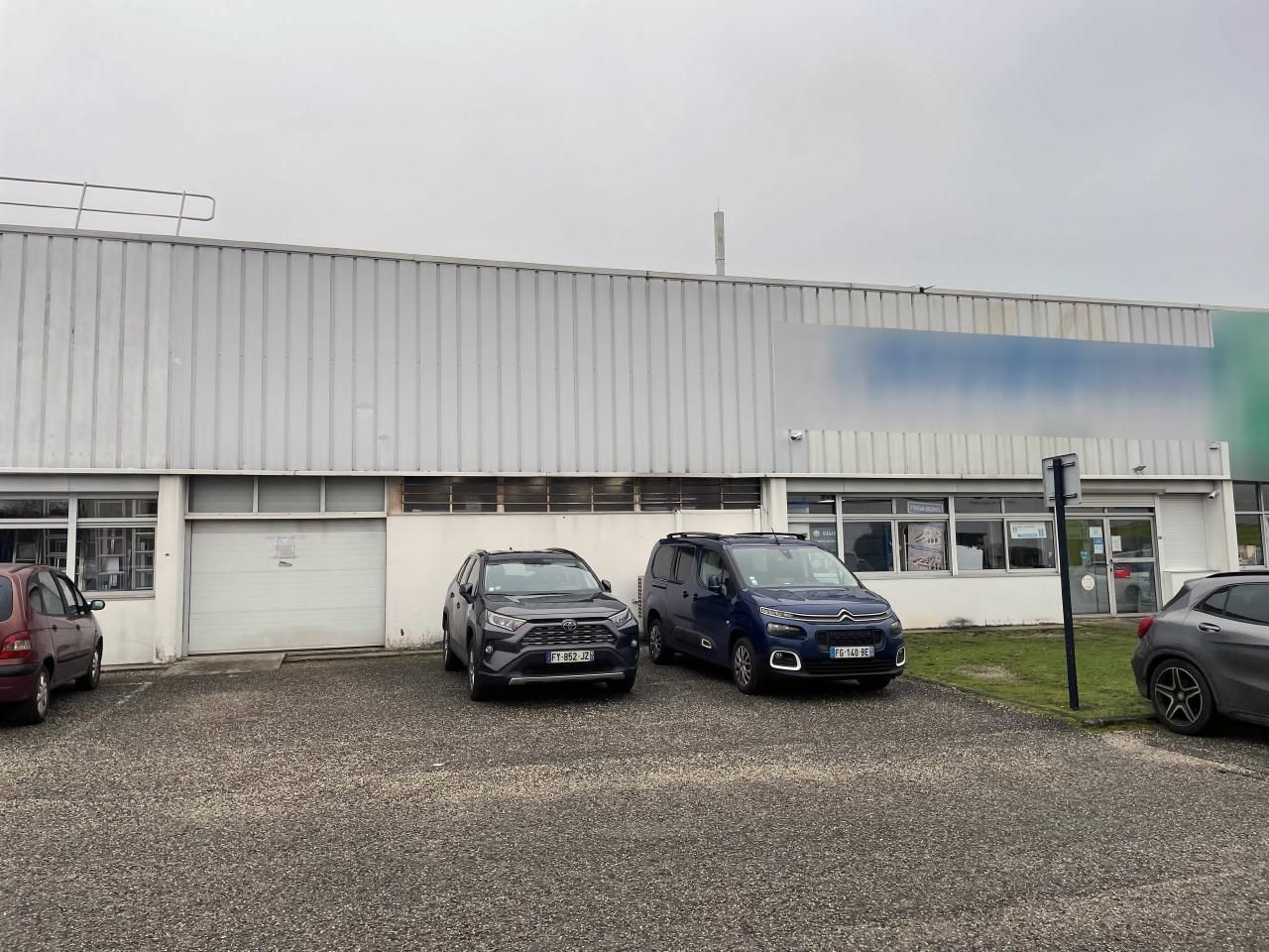 800 m² pour ce activité en location à Pessac