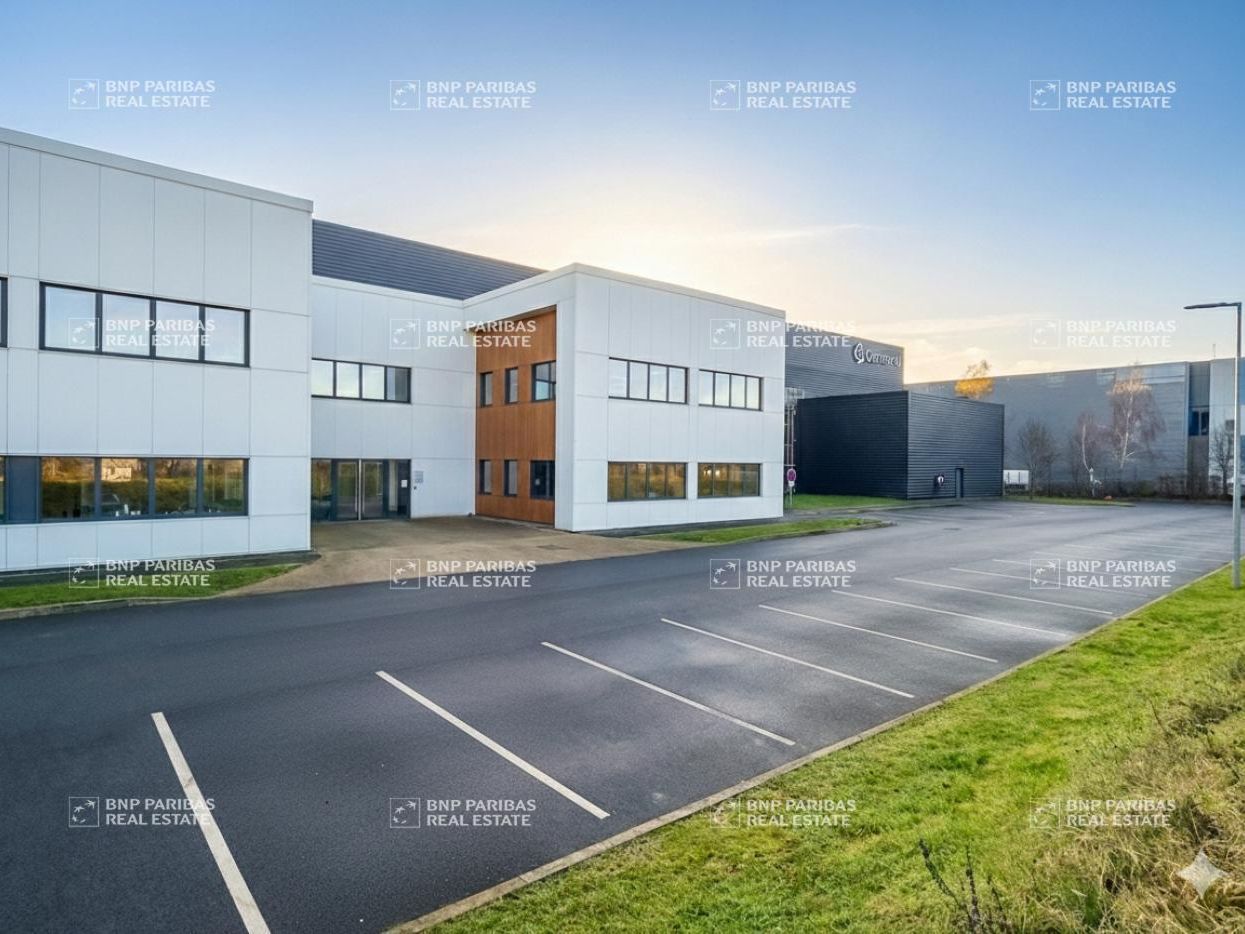 Location Entrepôts classe A 6196 m² non divisibles 77164 Ferrières-en-brie