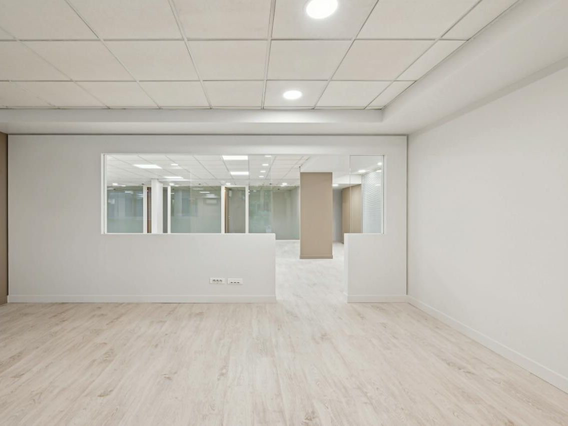 Location Bureaux 470 m² non divisibles 75015 Paris