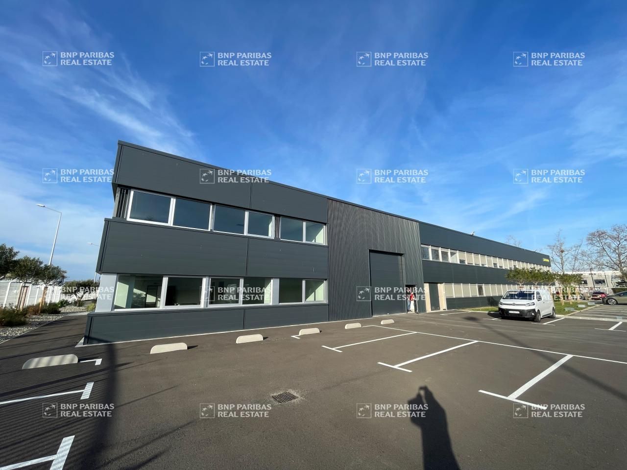 Location Activité 1820 m² divisibles 31700 Blagnac
