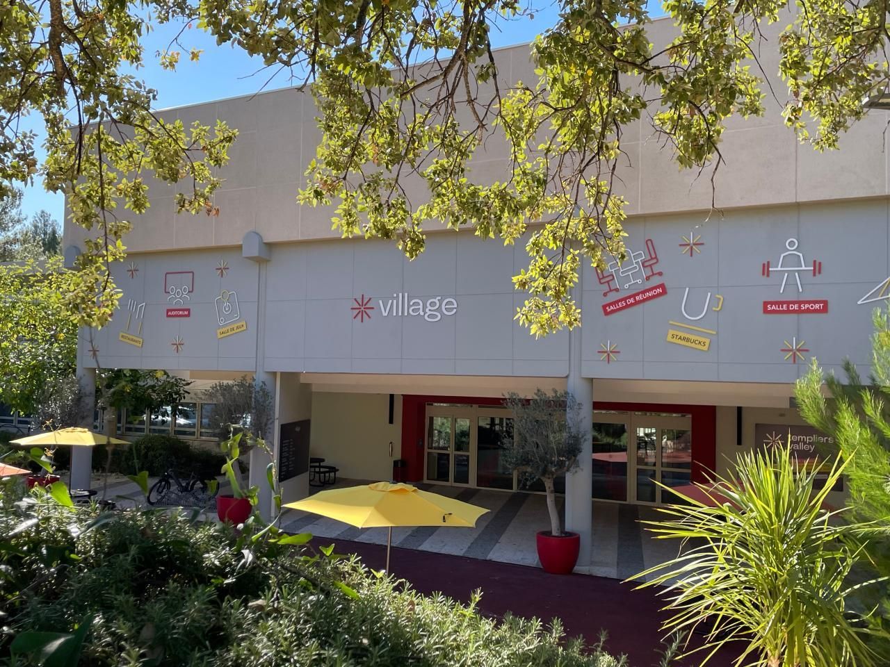 4044.5 m² pour ce bureaux en location à Biot