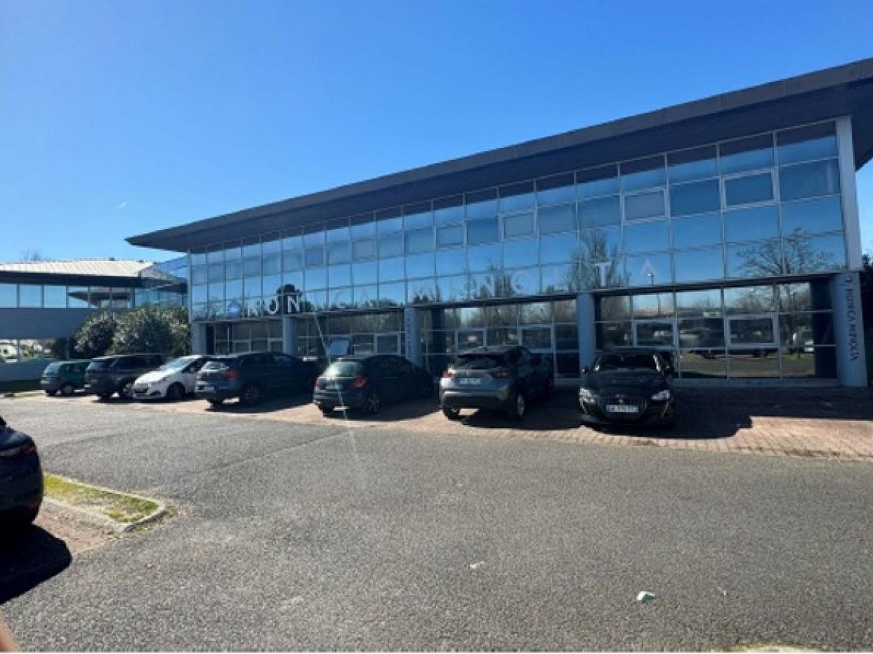 787 m² pour ce bureaux en location à Mérignac
