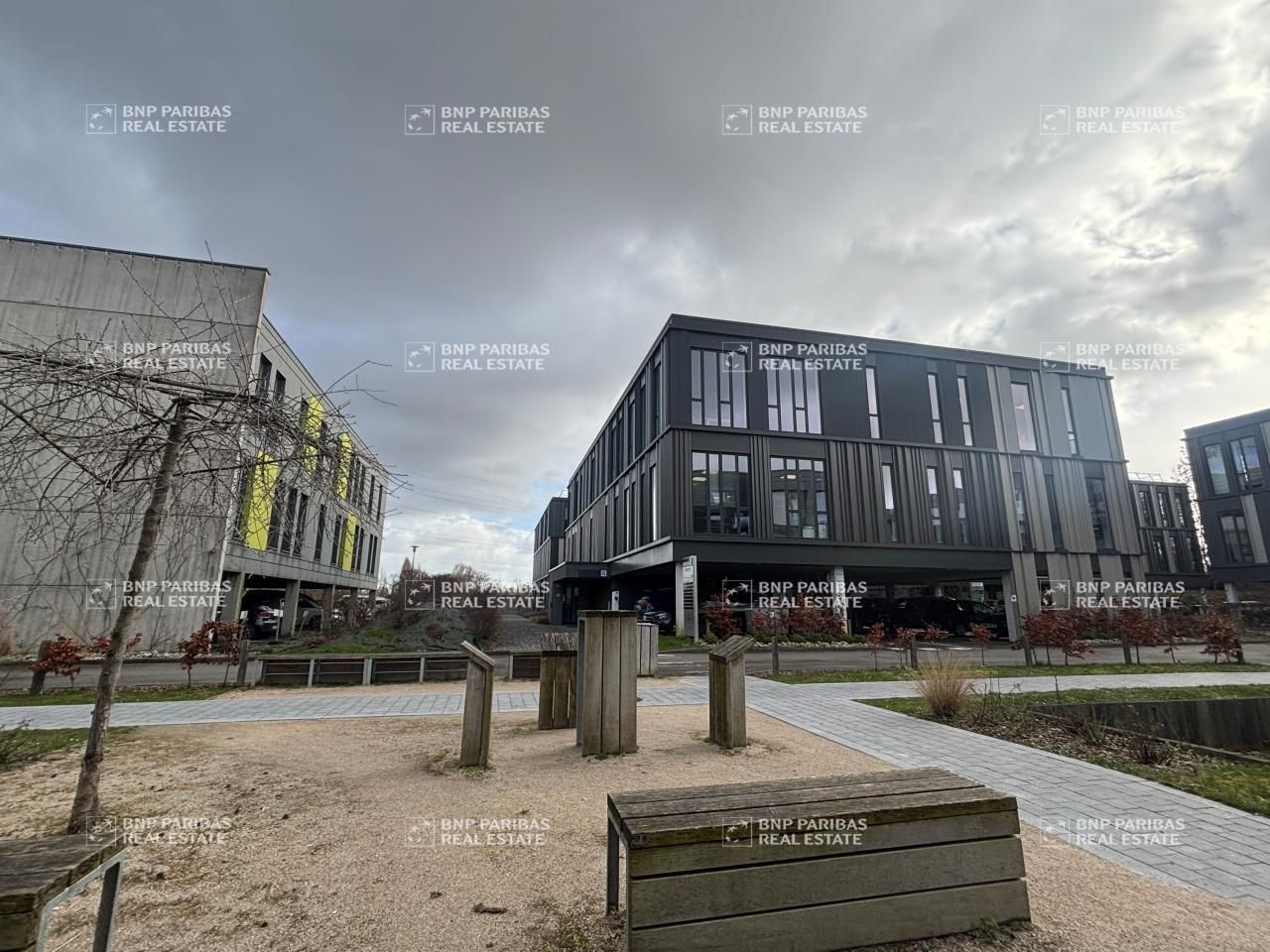 Location Bureaux 700 m² non divisibles 59700 Marcq-en-baroeul