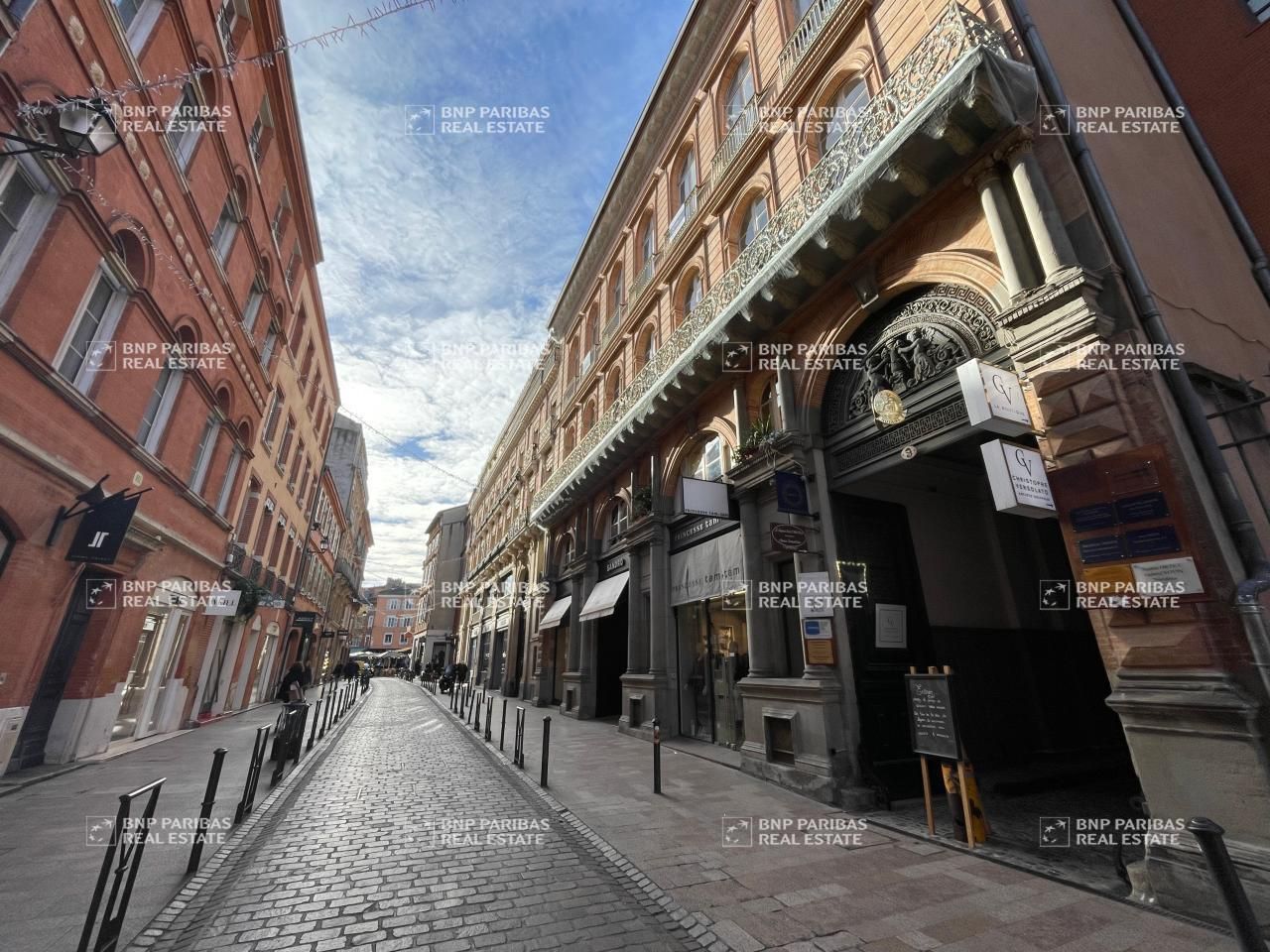 65 m² pour ce bureaux en location à Toulouse