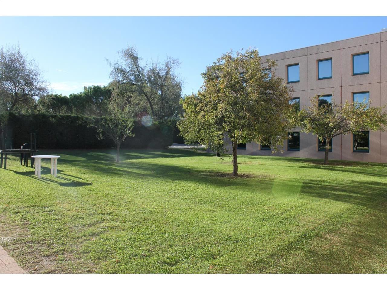 245 m² pour ce bureaux en location à Aix en provence