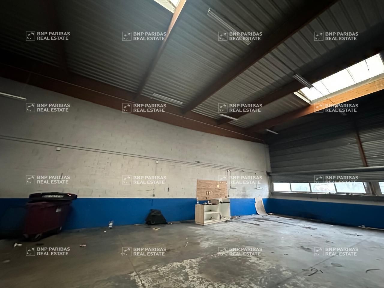 1245 m² pour ce pme-pmi en location à Torcy