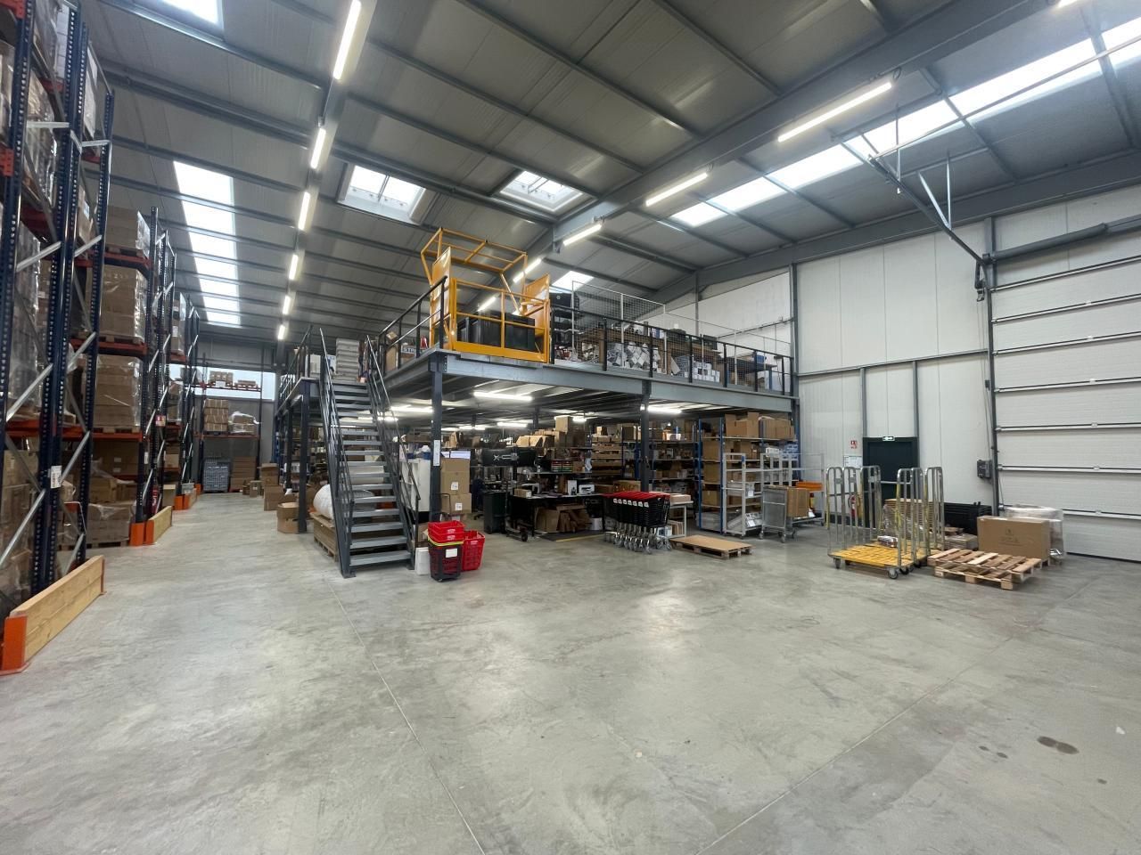 1399 m² pour ce activité en vente à Ennery