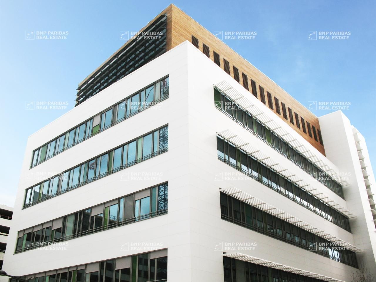 432 m² pour ce bureaux en location à Lyon