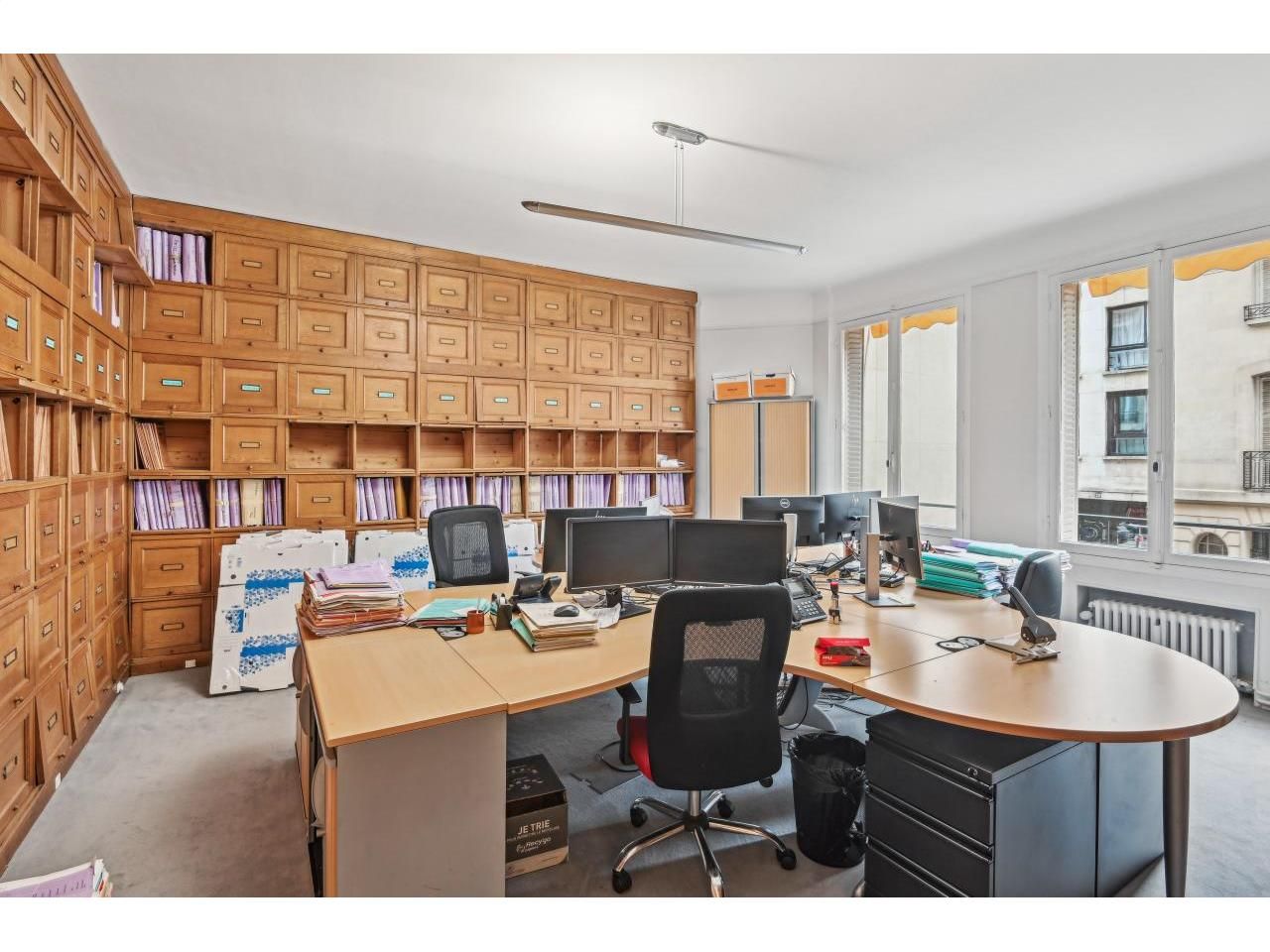 250 m² pour ce bureaux en location à Paris