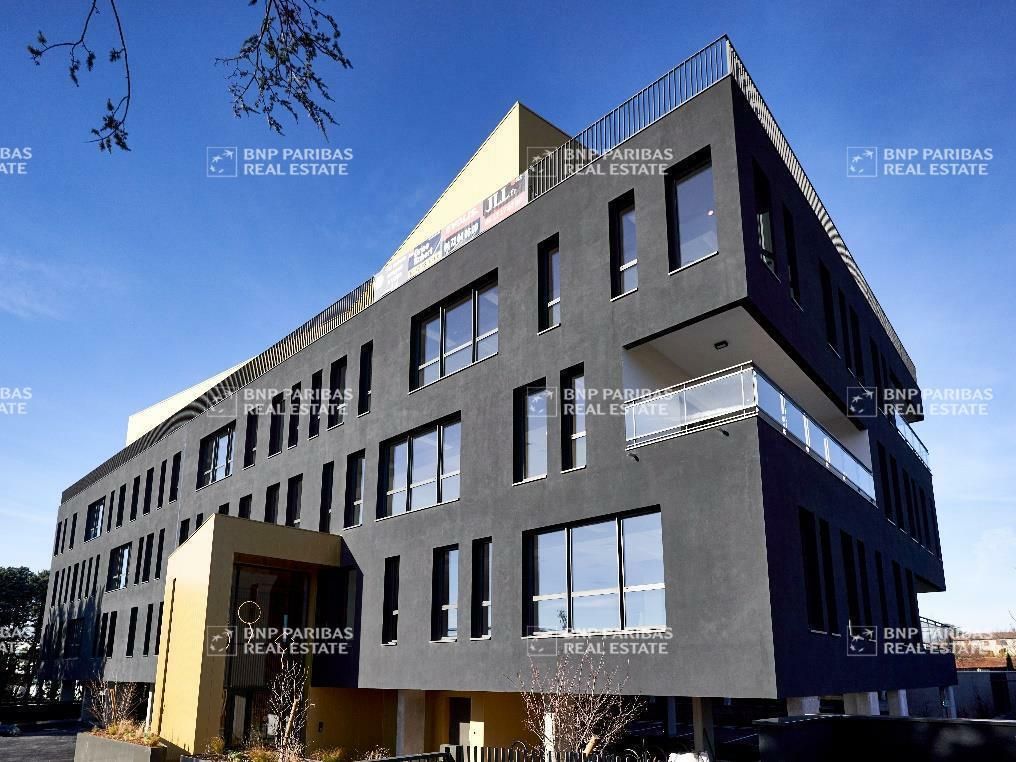 1749 m² pour ce bureaux en location à Dardilly