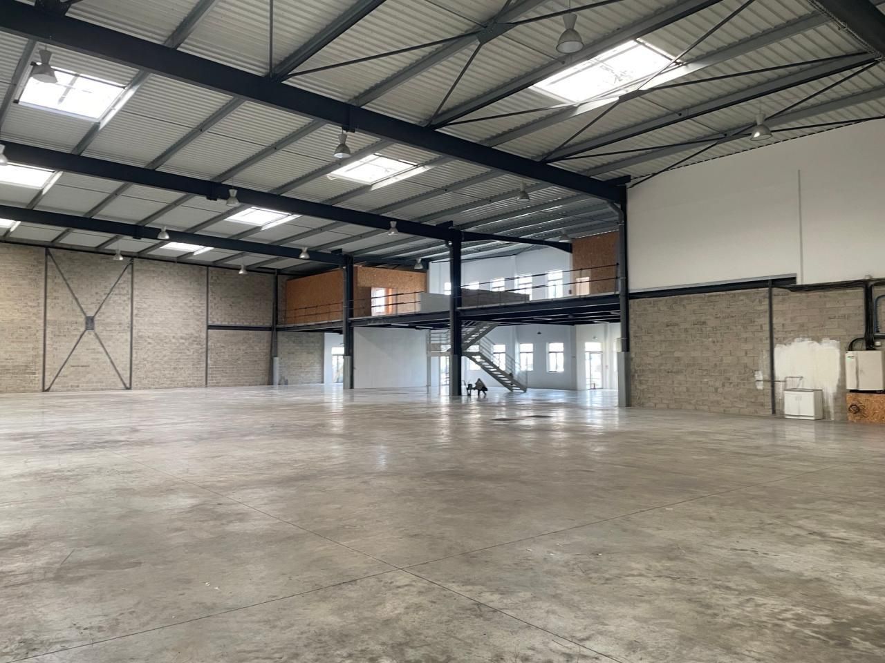 Location Activité 2117 m² non divisibles 93380 Saint-denis