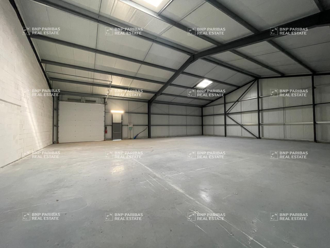 Location Activité 442 m² non divisibles 33450 Montussan
