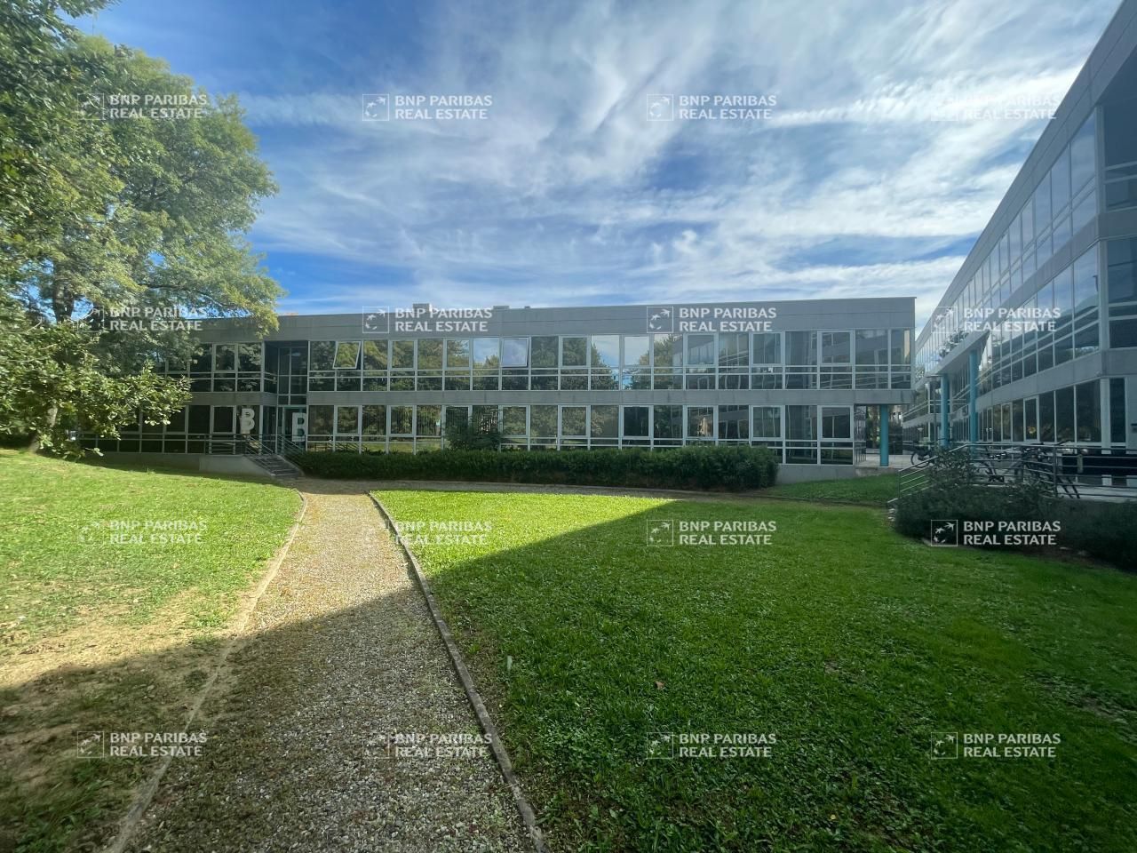 Location Bureaux 385 m² divisibles 31670 Labège