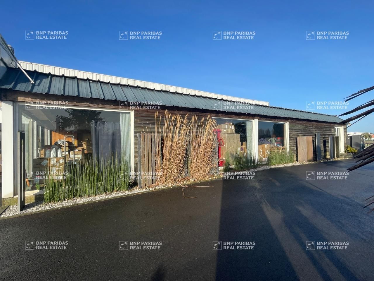 Location Bureaux 350 m² non divisibles 35170 Bruz