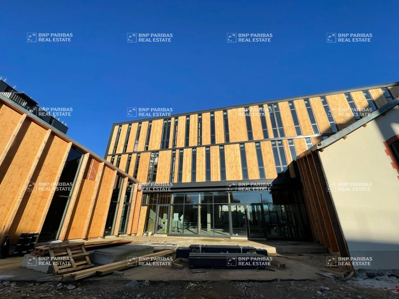 Location Bureaux 311.25 m² non divisibles 37000 Tours