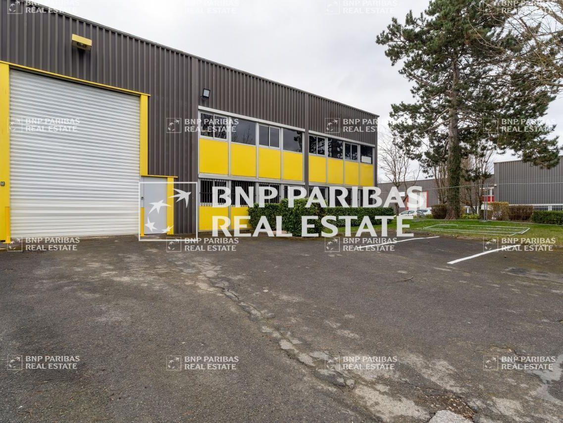 322 m² pour ce pme-pmi en location à Torcy