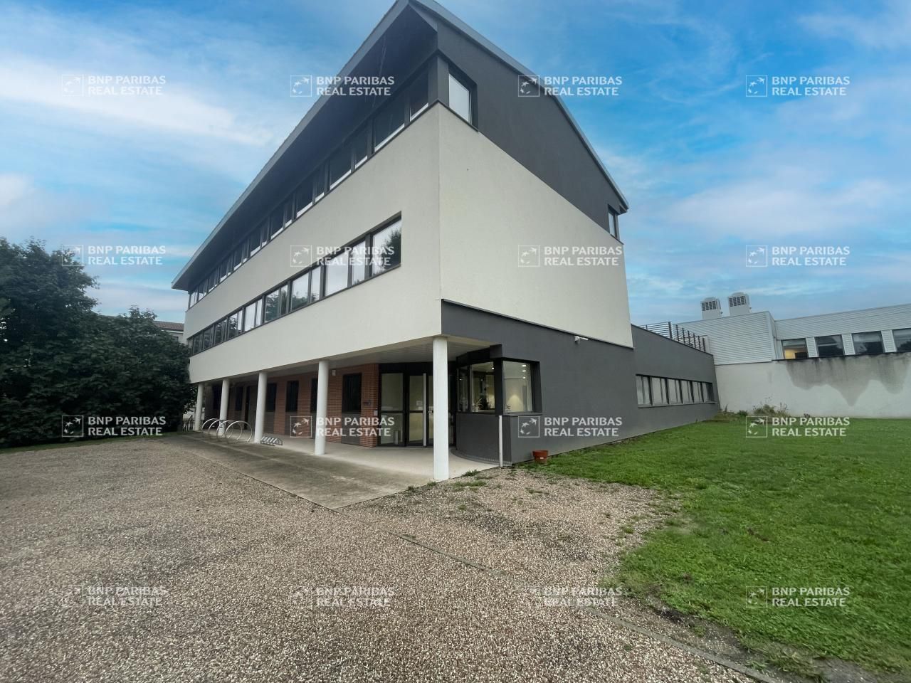 1596.1 m² pour ce bureaux en vente à Nancy