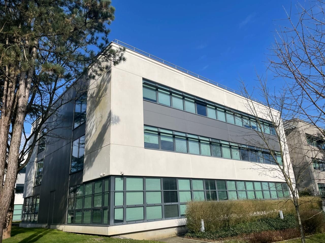 5437.8 m² pour ce bureaux en location à Saint-herblain