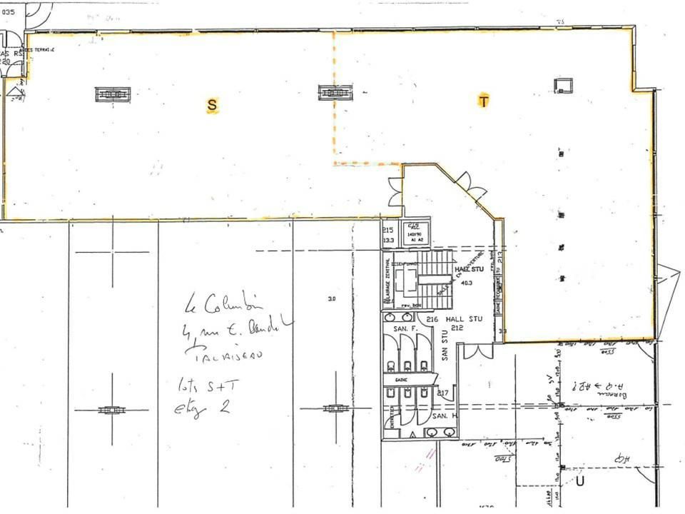 1102 m² pour ce bureaux en location à Palaiseau