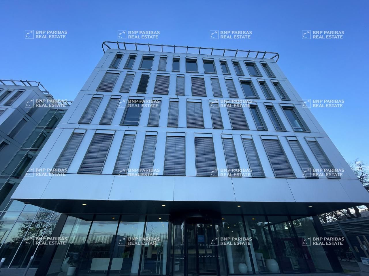 4446.82 m² pour ce bureaux en location à Cesson-sévigné