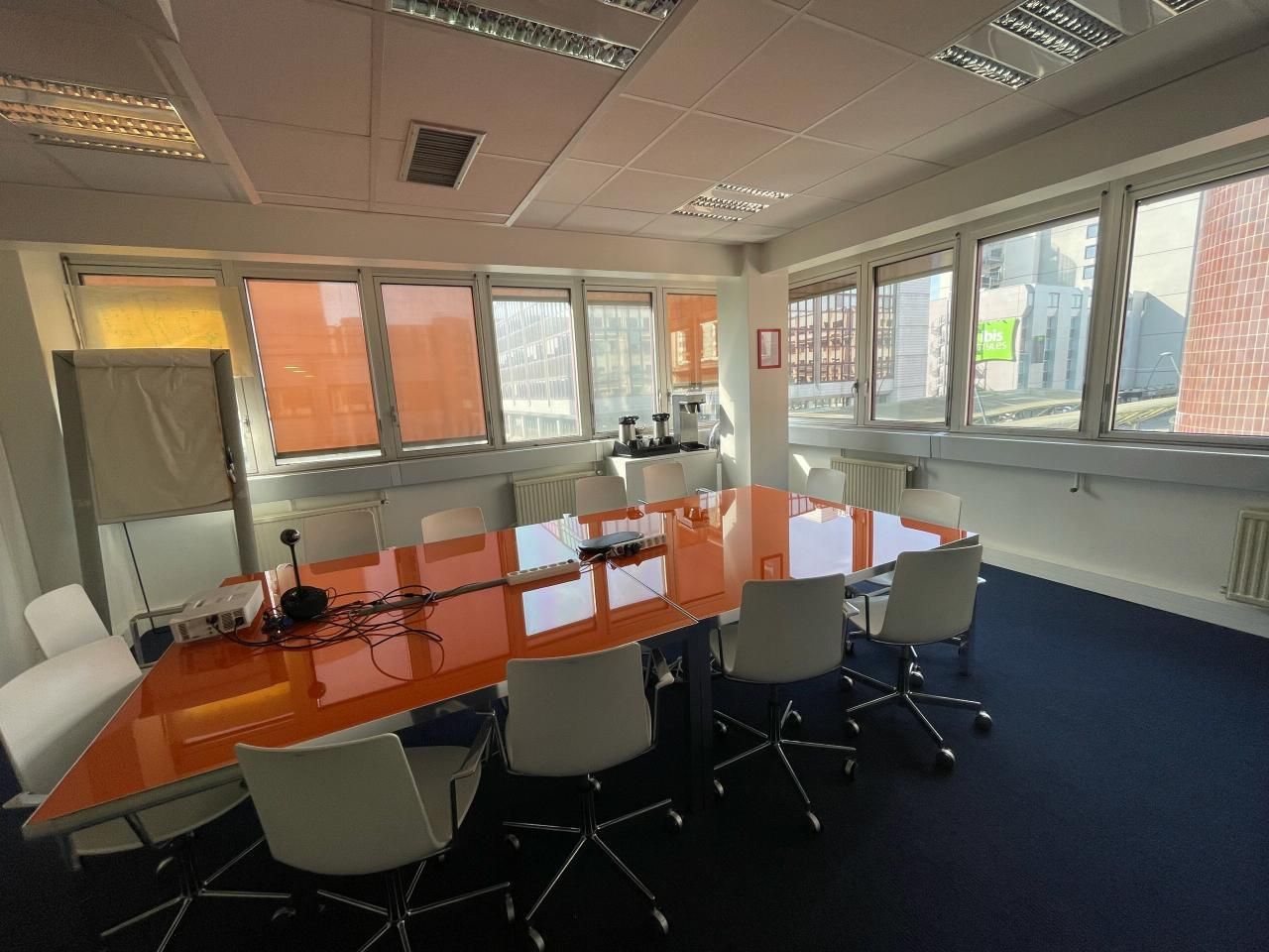 894 m² pour ce bureaux en location à Fontenay sous bois