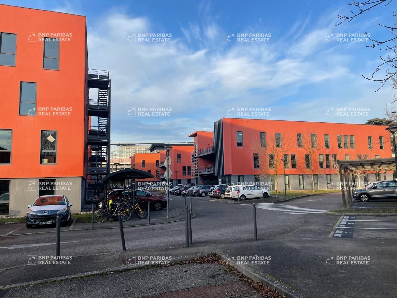 400 m² pour ce bureaux en location à Caluire-et-cuire
