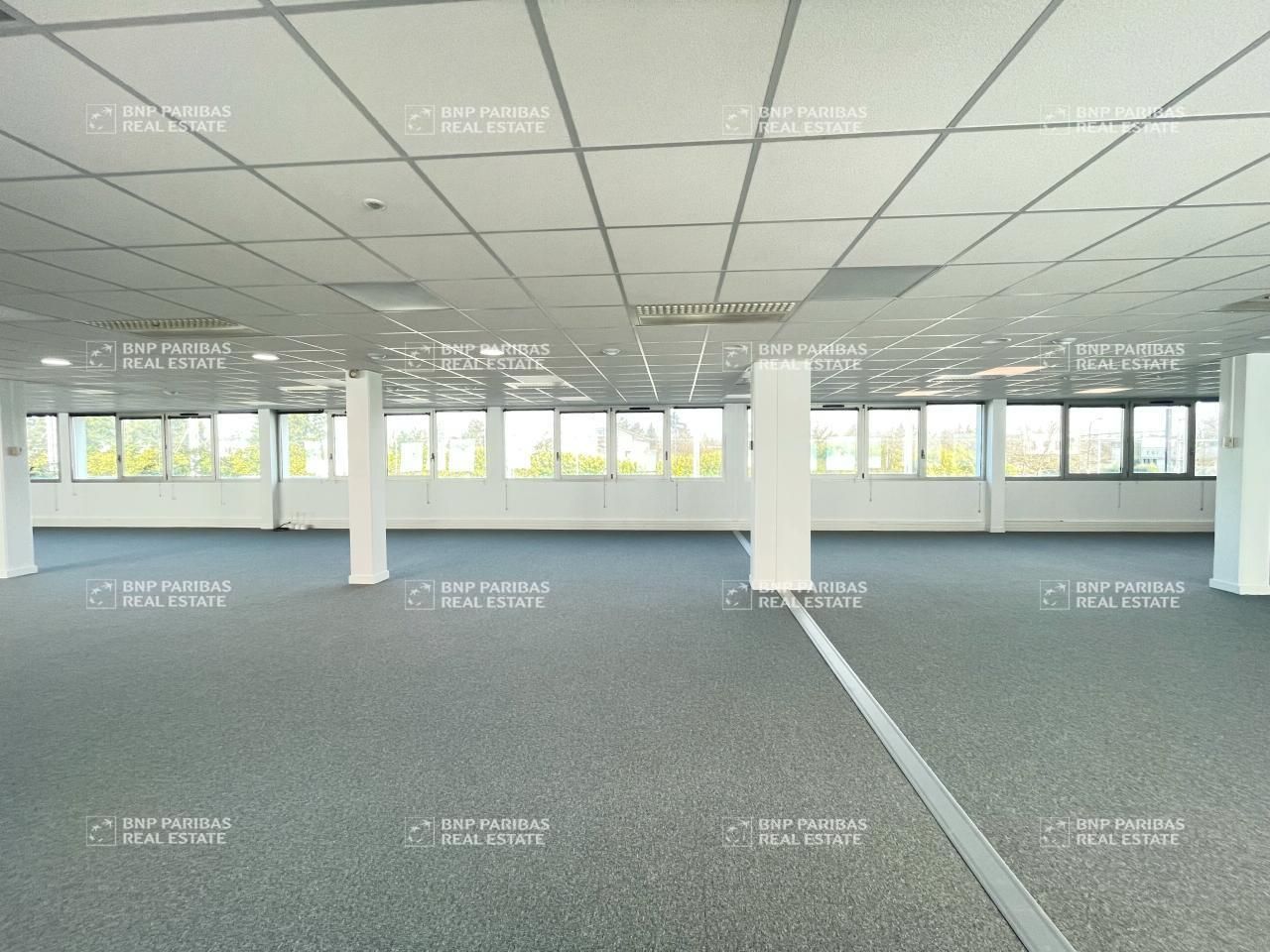 2200 m² pour ce bureaux en location à Saint-herblain